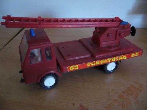 Rába tűzoltó autó trafikáru