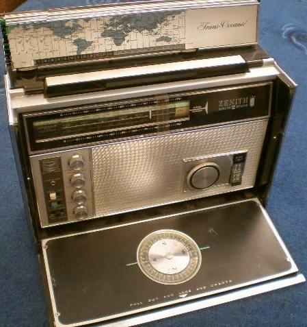ZENITH Trans-Oceanic Royal D7000Y ZENITH Trans-Oceanic Royal D7000Y