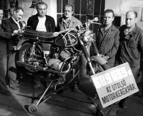 Pannónia motorkerékpár - Az utolsó darab Pannónia motorkerékpár - Az utolsó darab