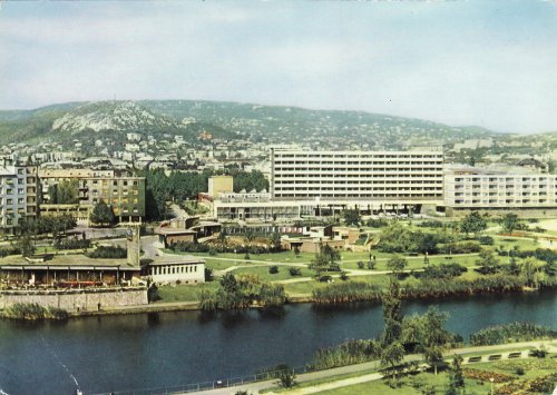 Budapest Feneketlen tó