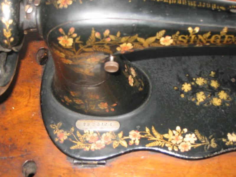 Singer 5.jpg