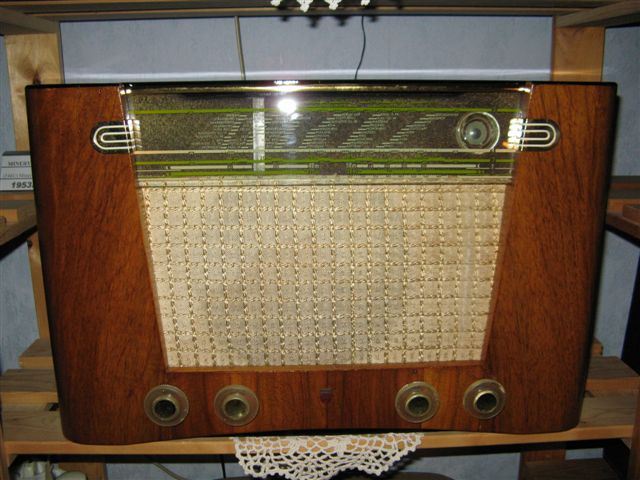 Philips Jupiter BD500A kicsi.jpg