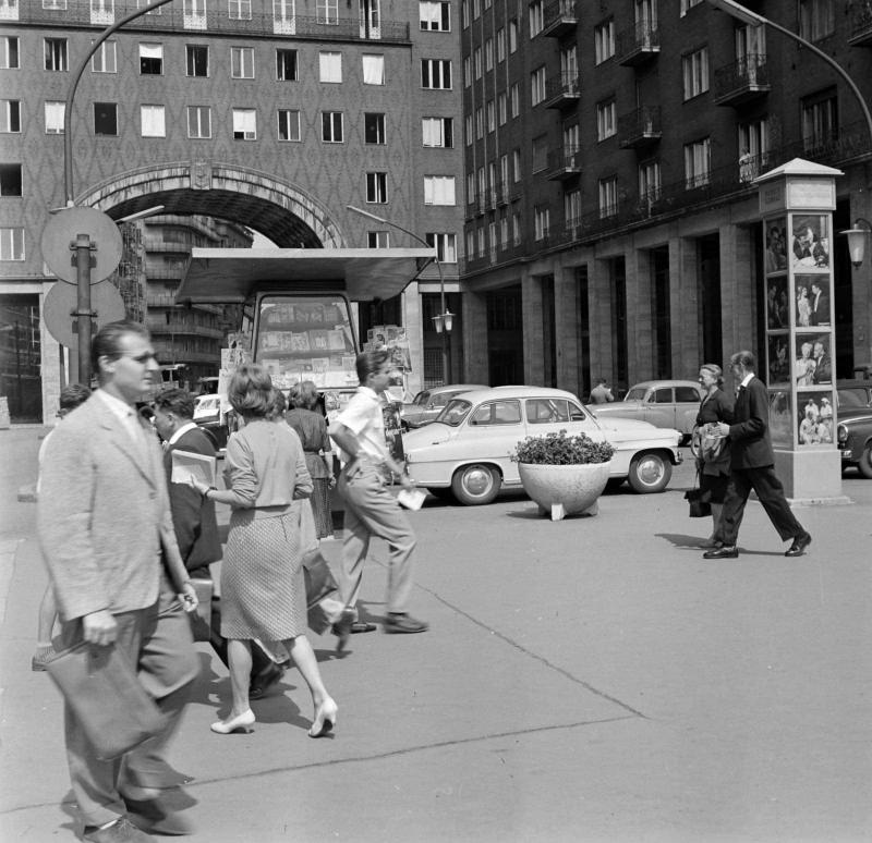 Másik szemszögből,de ugyanebből az időből.