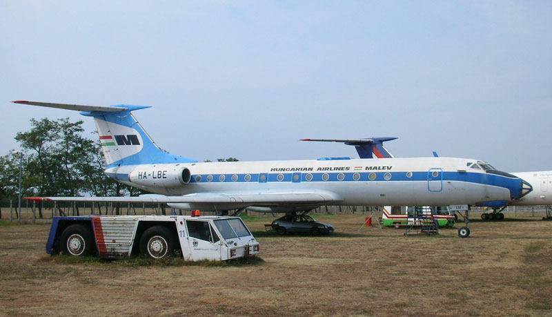 Tu-134