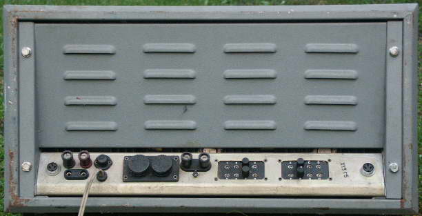 RCF Amplificatore AM 8300 keverő erősítő 3.jpg