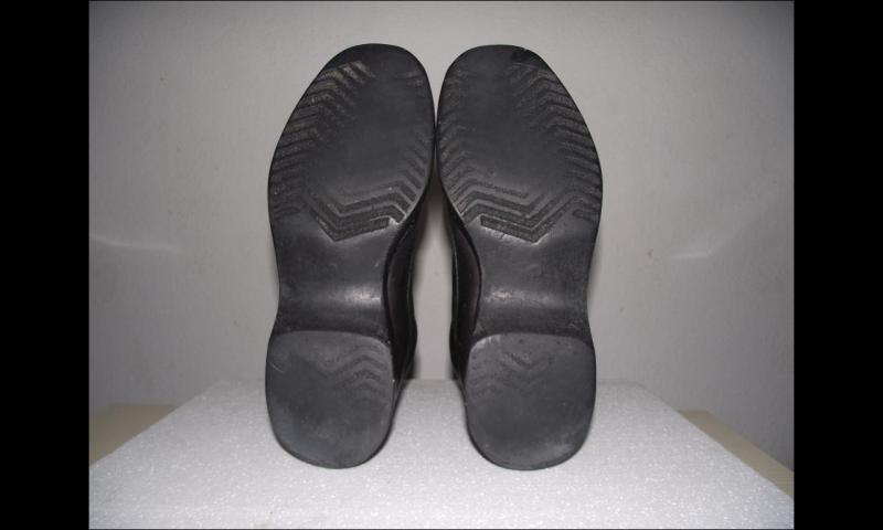 fekete 2 csattos talp.JPG